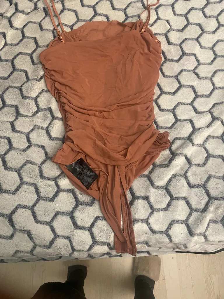 Guess Large Sleeveless Bodysuit photo 1