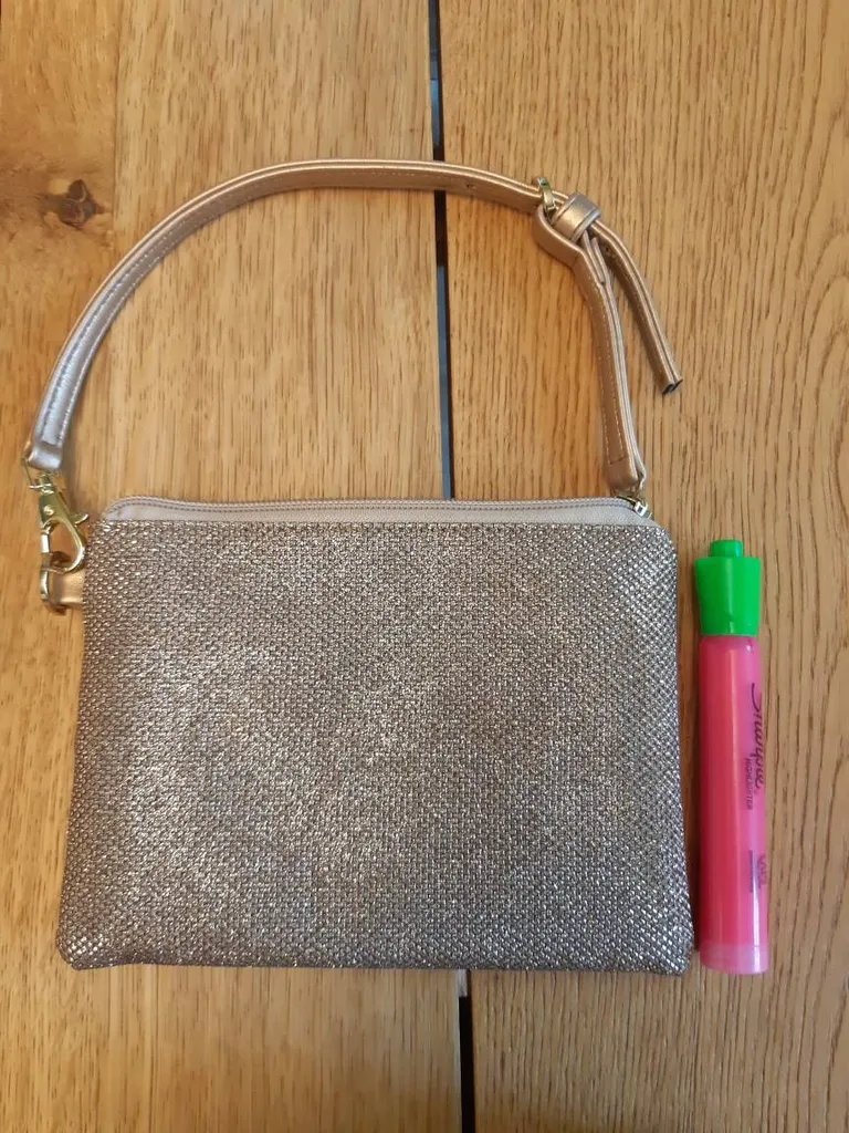 Super Shiny Handbag photo 1
