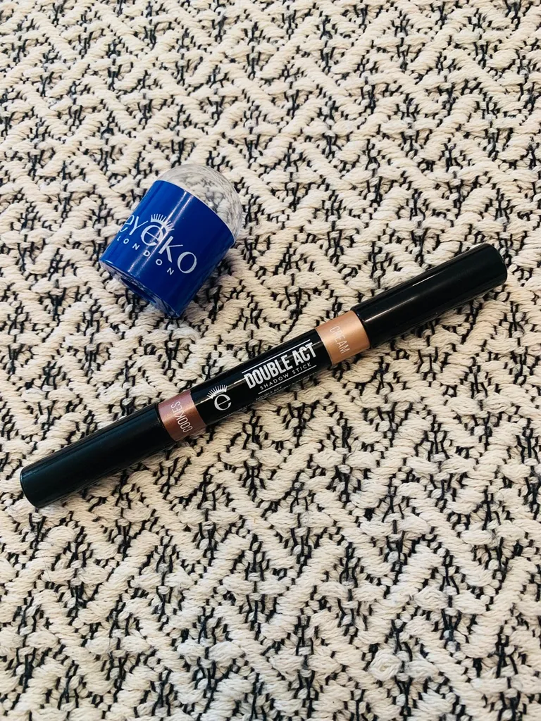 Shadow Stick photo 1