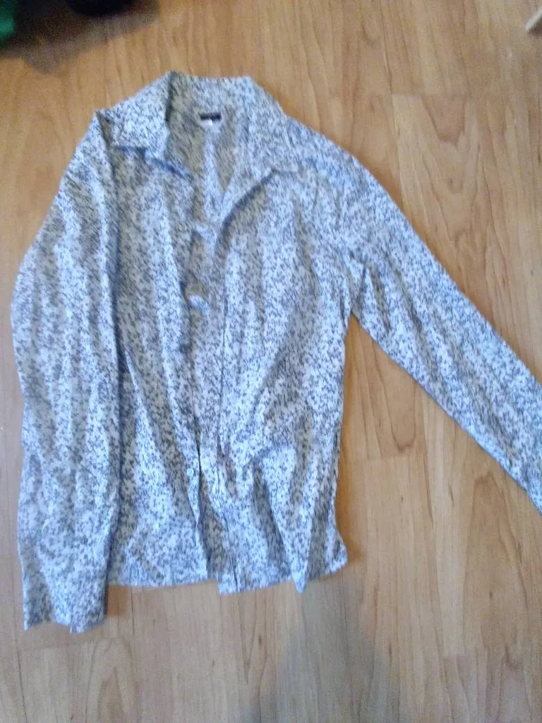 White Floral Men's Shirt photo 1