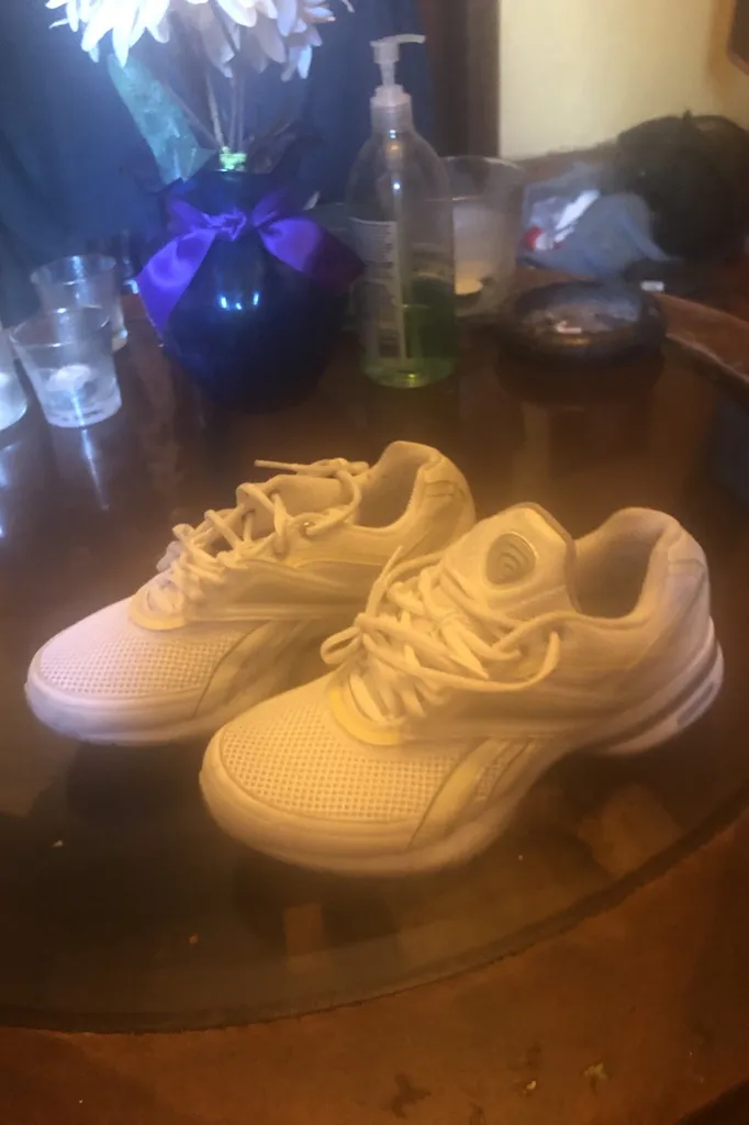 BNWOB Reebok sneakers, size 6.5 women’s photo 1