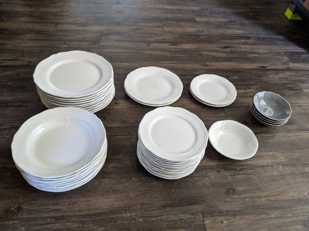 Ceramic Dishware Set photo 1