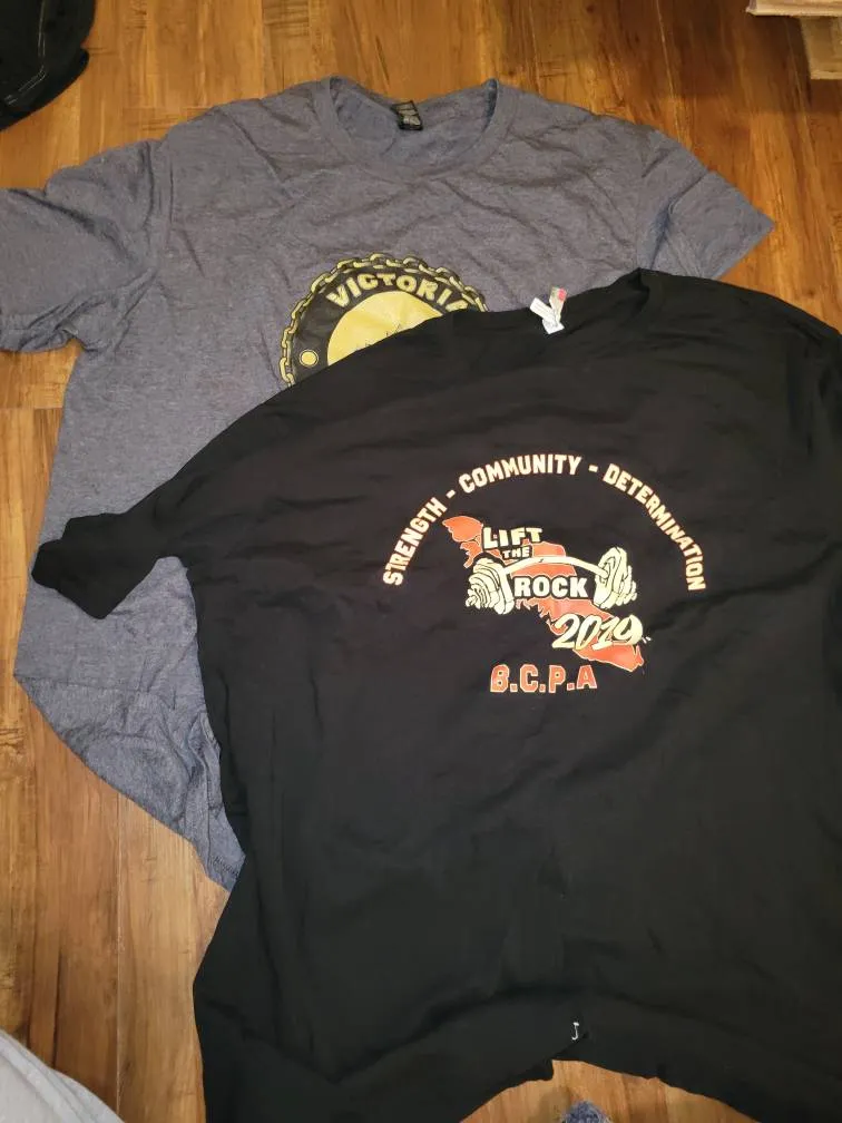 🟢 Free New Tshirts From Powerlifting Events photo 1