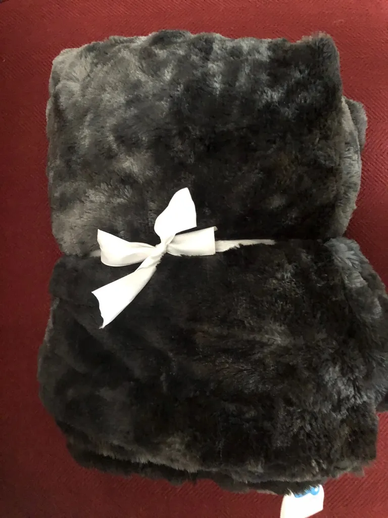 Brand New Never Used Throw photo 1