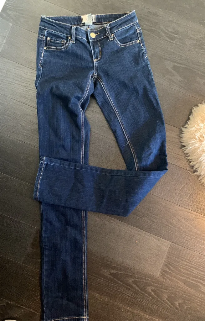 Garage jeans Size 1 Worn Once ! photo 1