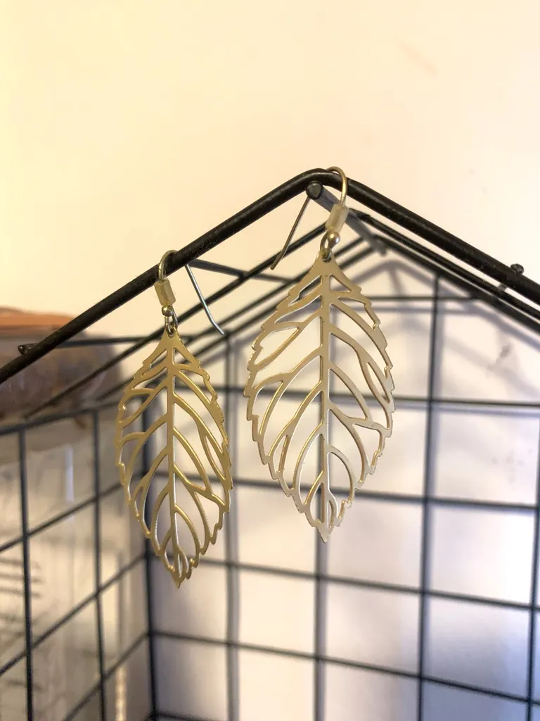 Gold Leaf Earrings photo 1
