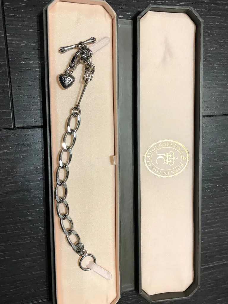 Brand New Juicy couture heart charm bracelet photo 1