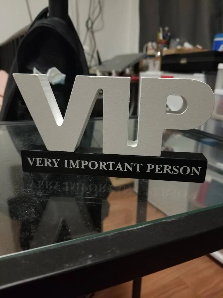 VIP Wooden Gift photo 1