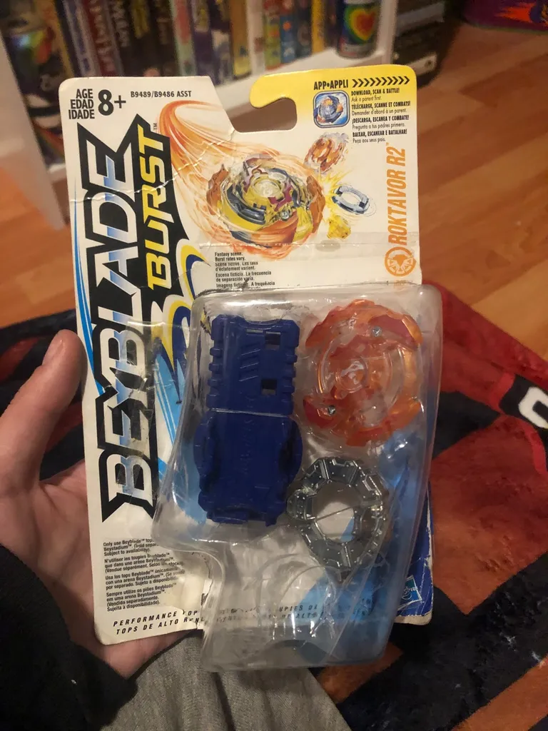 2016 BEYBLADE BURST ROKTAVOR R2 PERFORMANCE TOP SYSTEM photo 1