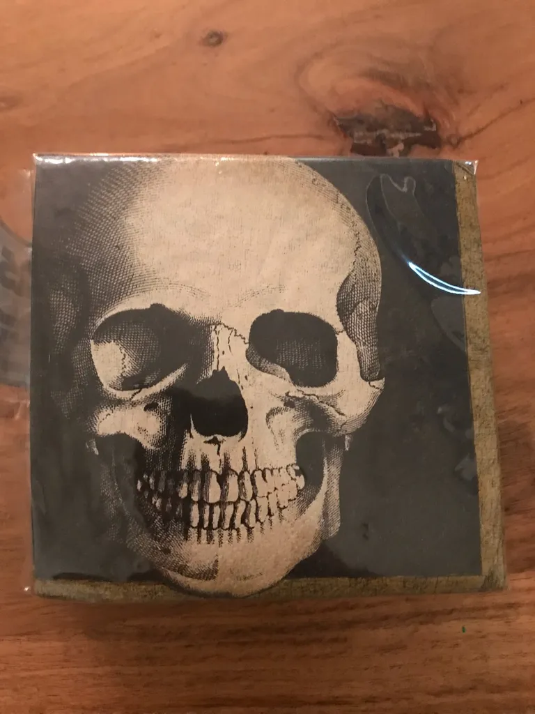 Skull Napkins photo 1