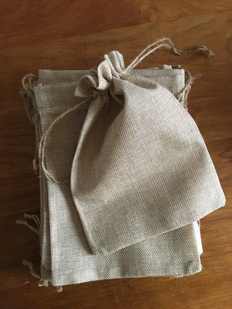 Small Burlap Bags photo 1