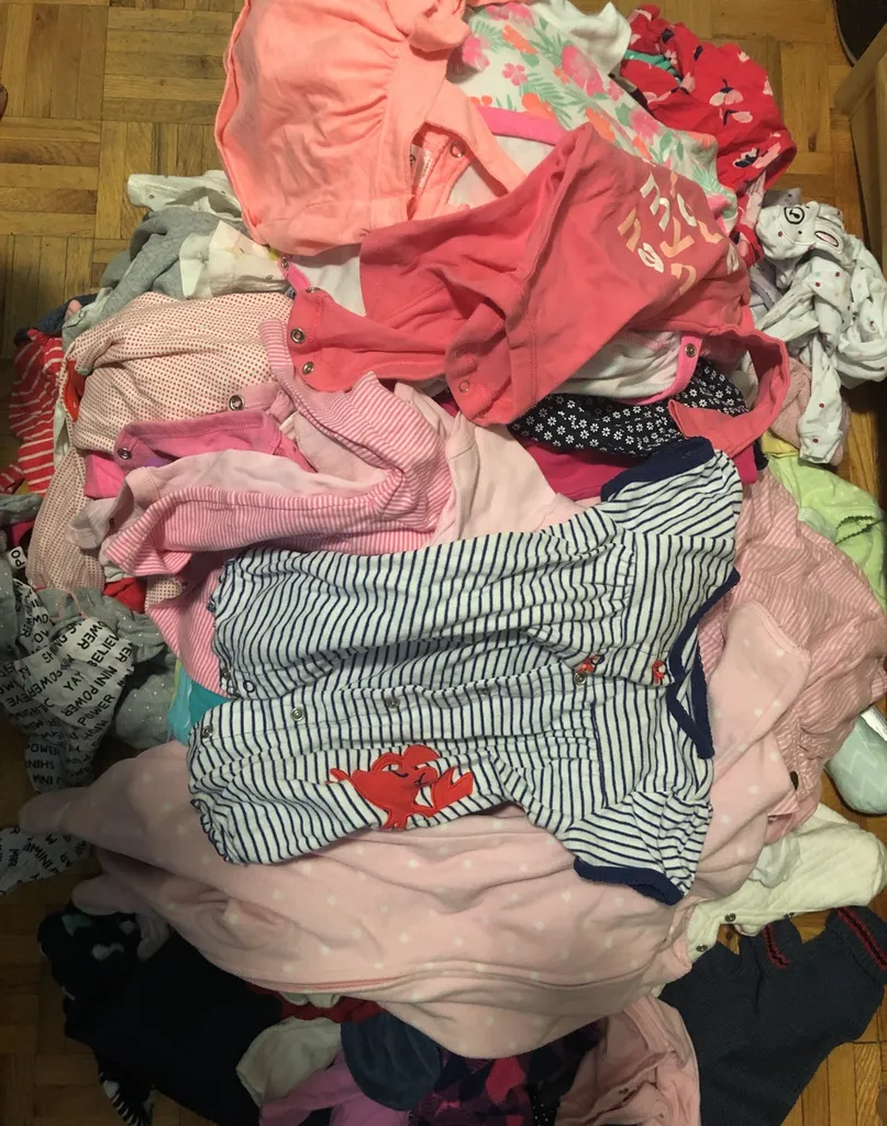 Huge Pile Of Girl Clothes photo 1