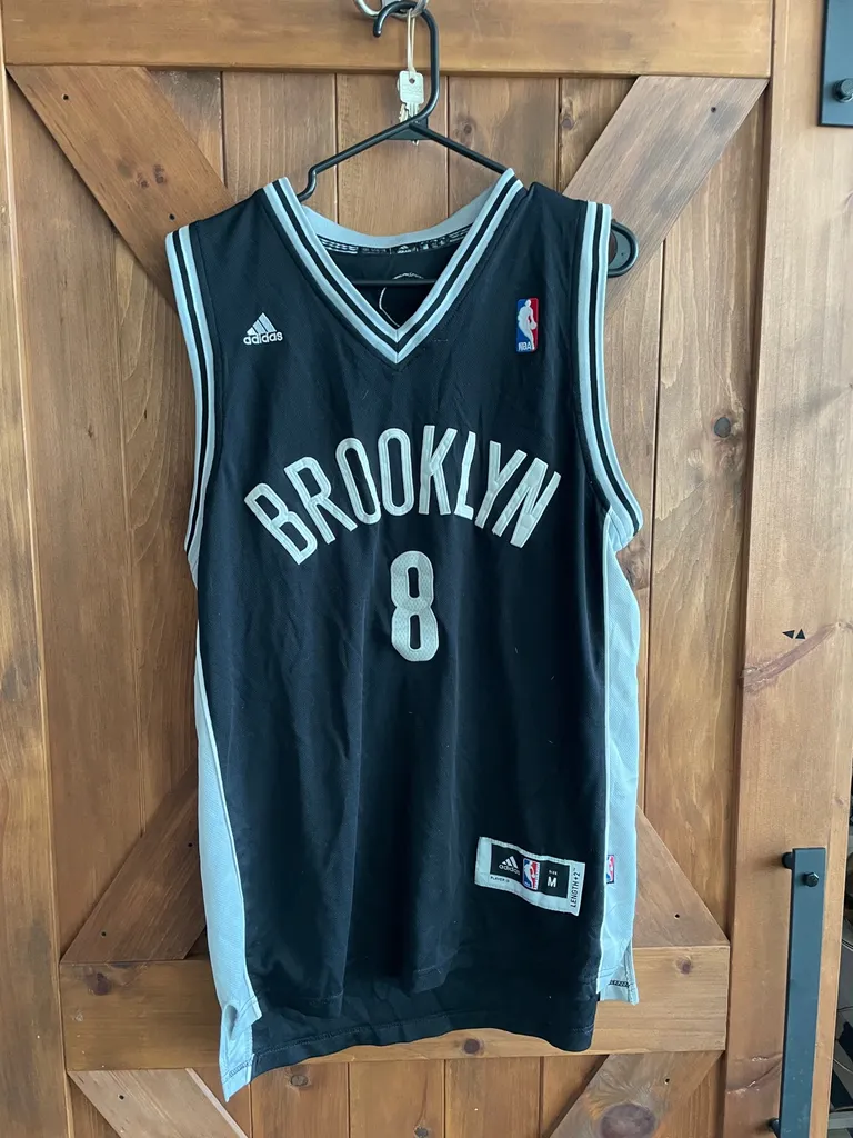 Mens Clothing (Medium) photo 1