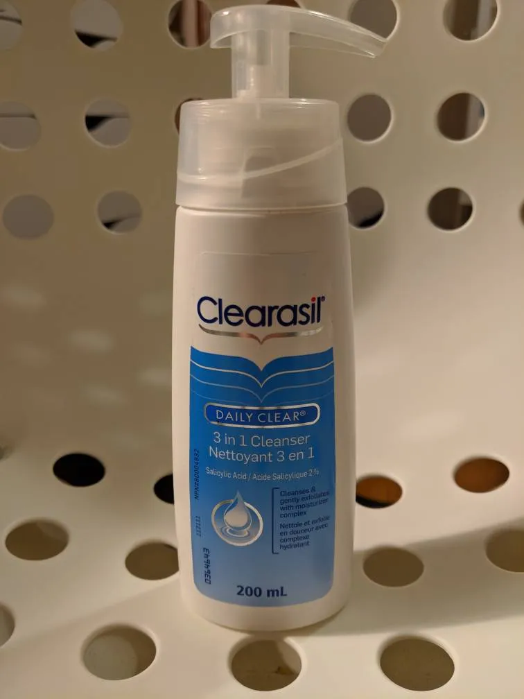 🆓 Clearasil 3in1 Daily Cleanser photo 1