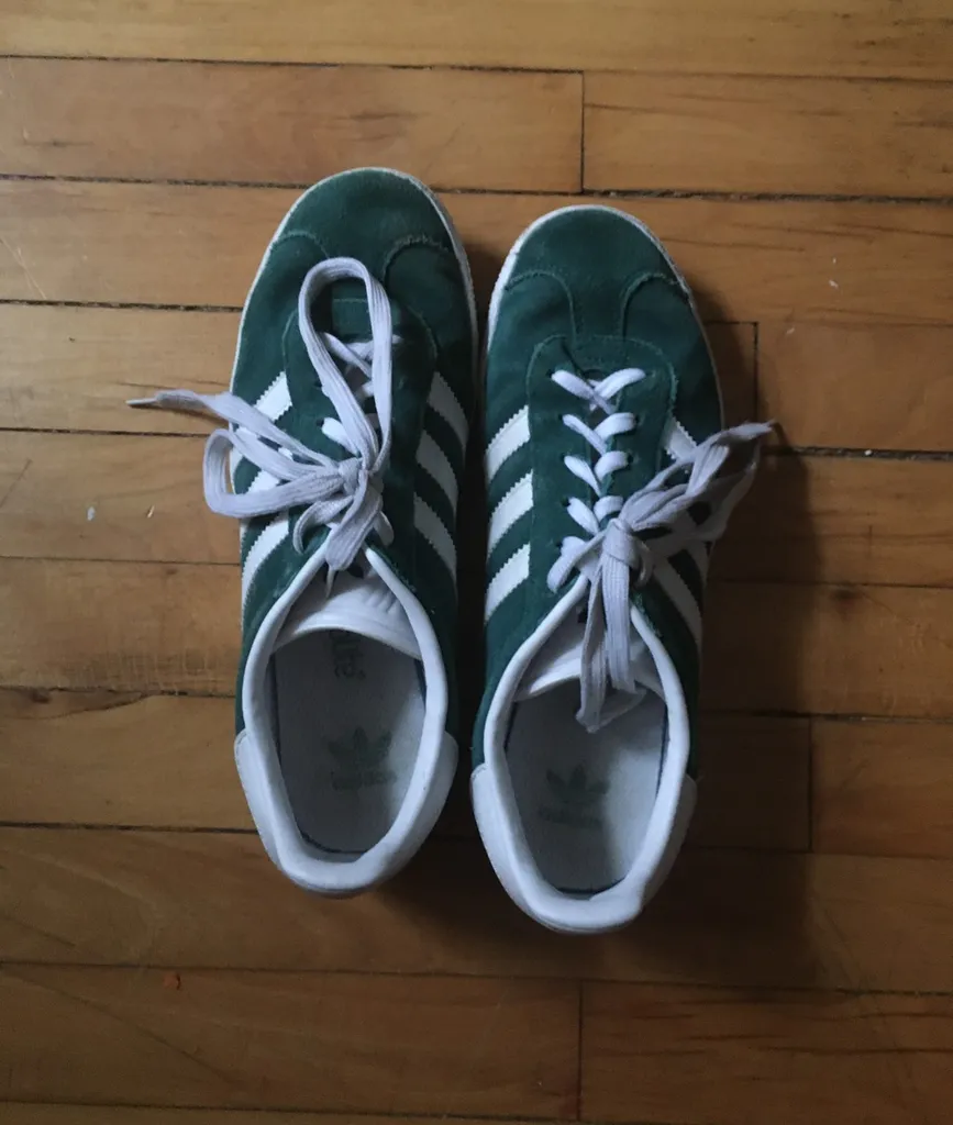 Green Adidas Gazelle photo 1