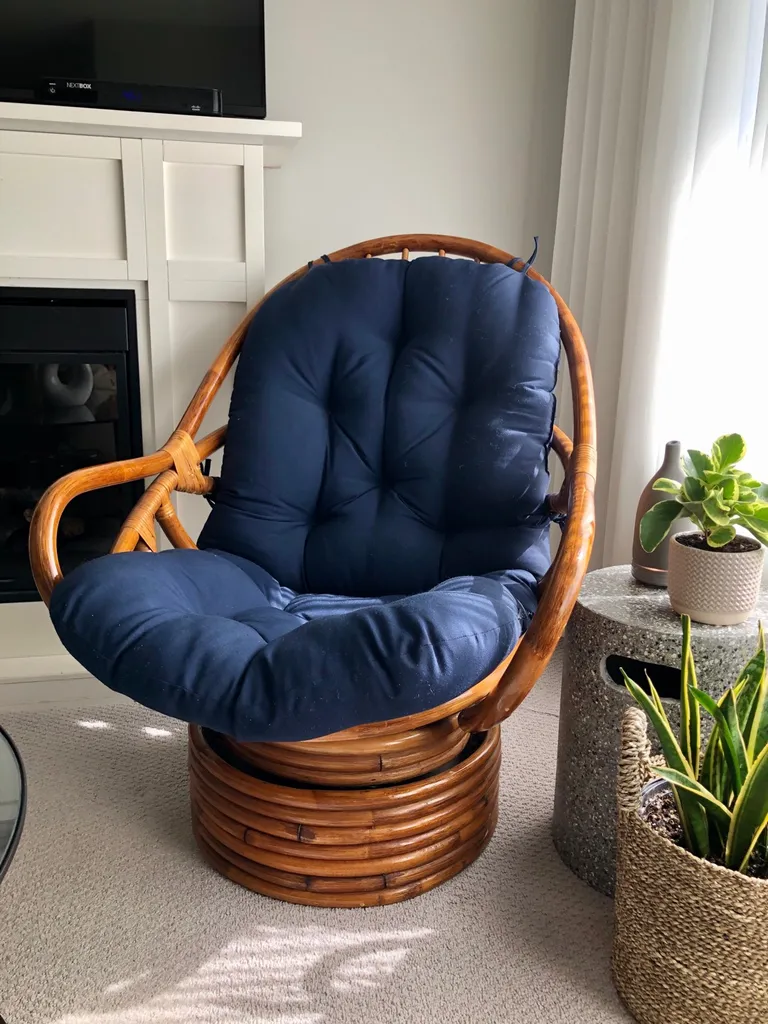 Rattan Swivel Chair photo 1