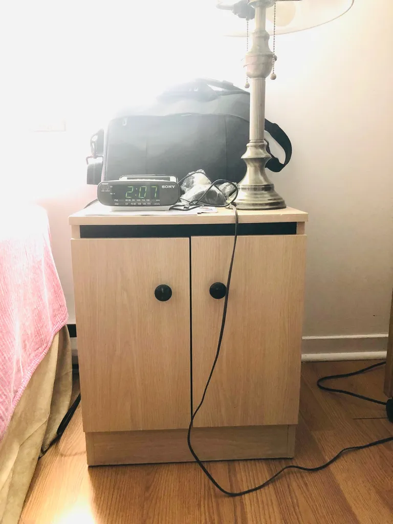 Table Chevet photo 1