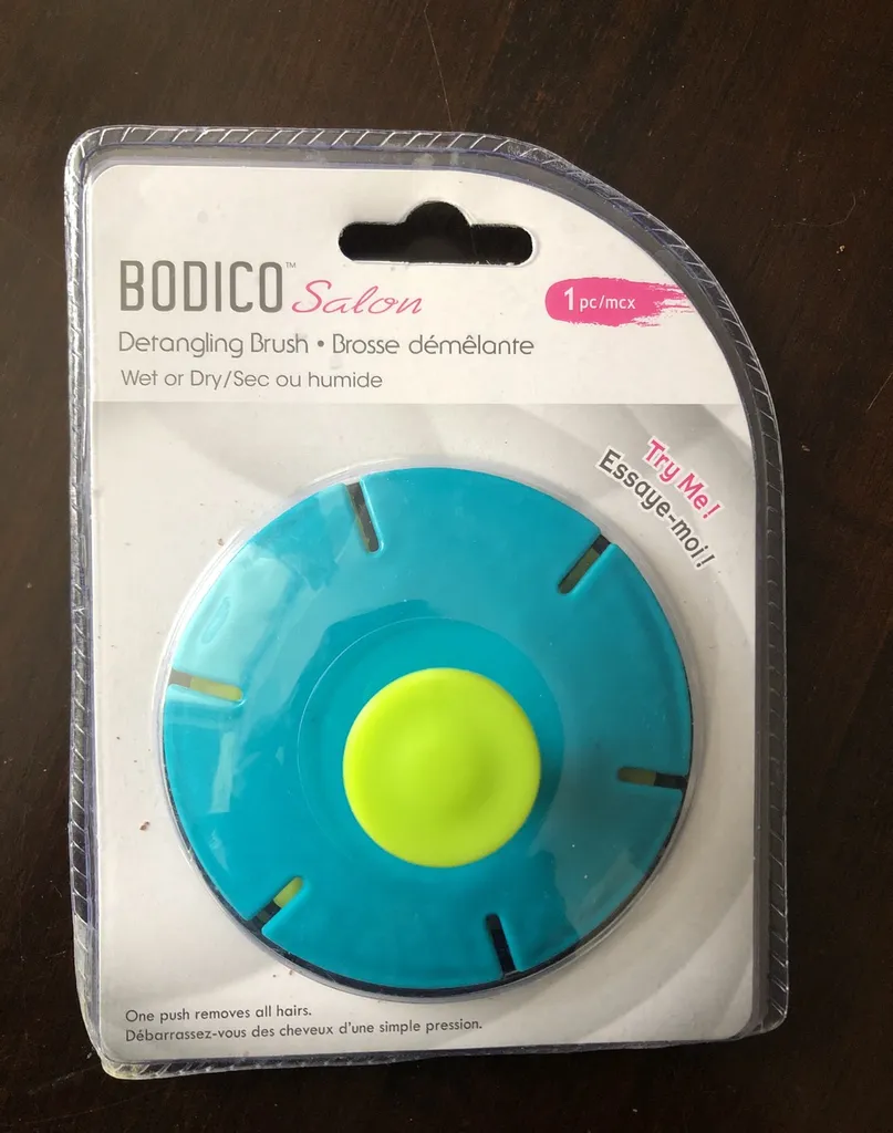 BRAND NEW BODICO SALON DETANGLING BRUSH (BNIP) photo 1