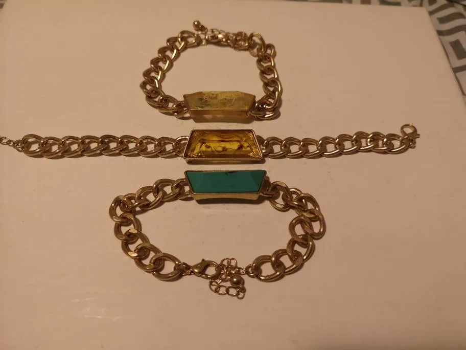 Acrylic And Metal Bracelets photo 1