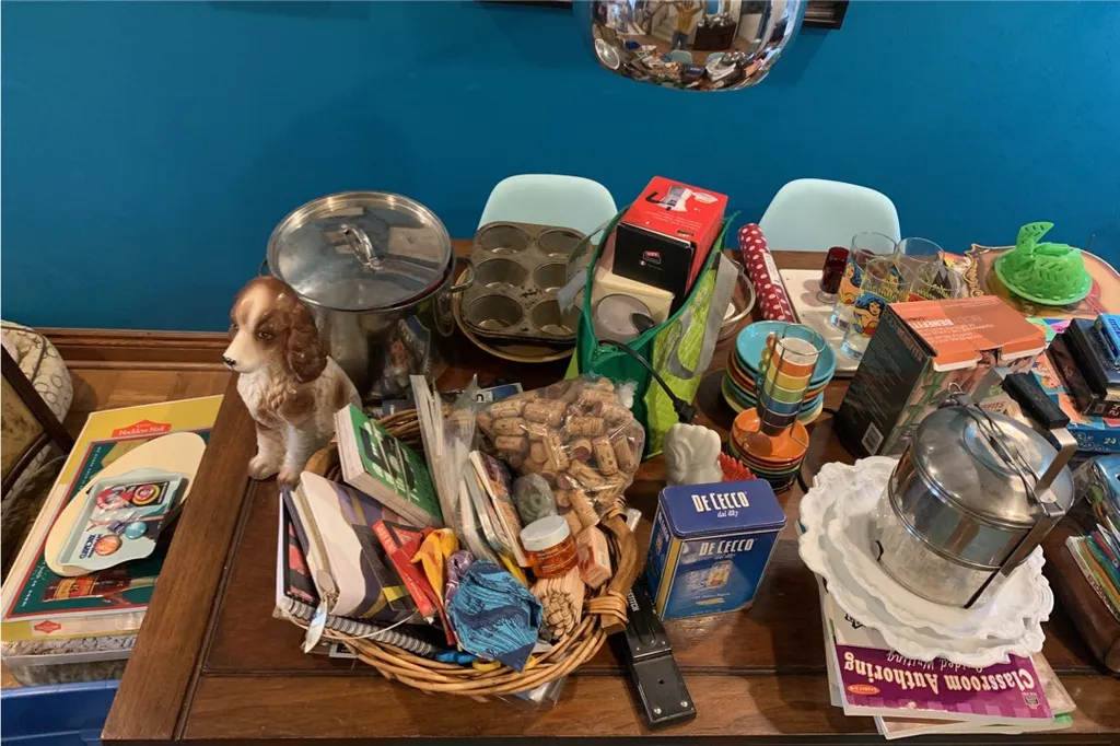 Big YARD SALE Tomorrow 9-2 Duo family, tools, Children’s, Gam... photo 1