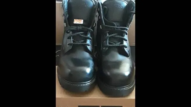 Steel Toe Safety Boots Or Construction Boots photo 1