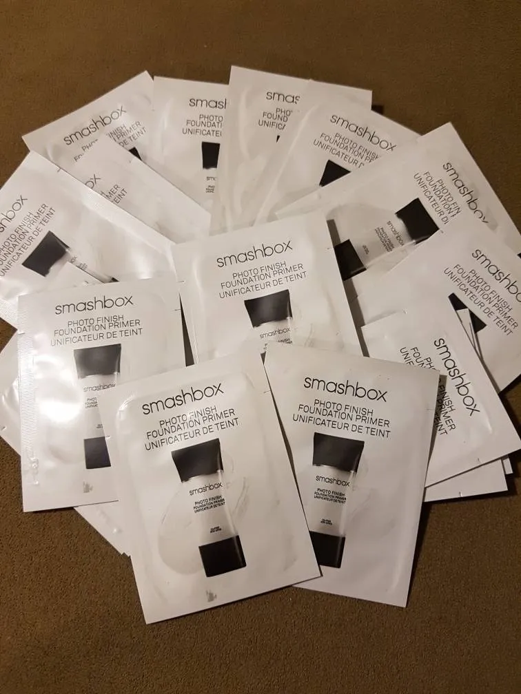 24 New Unused 1.5 Ml Smashbox Oil-Free Photo Finish Foundatio... photo 1