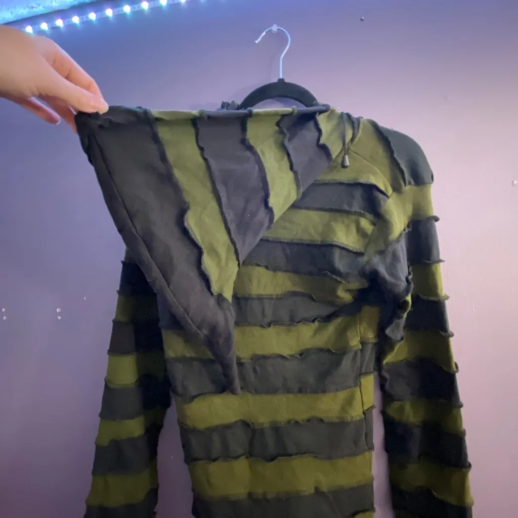 Funky Forest Festival Zip Up S/M photo 1