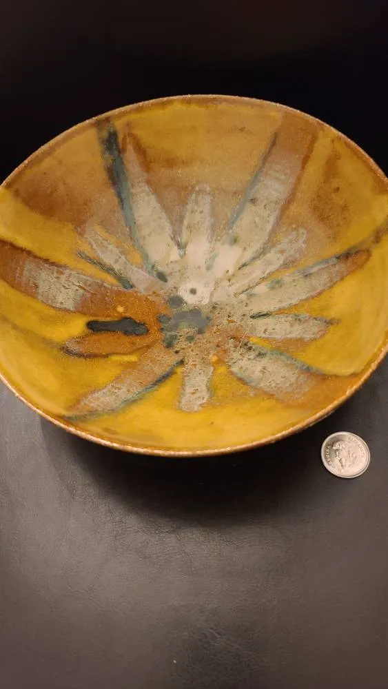 Beautiful Pottery Bowl photo 1
