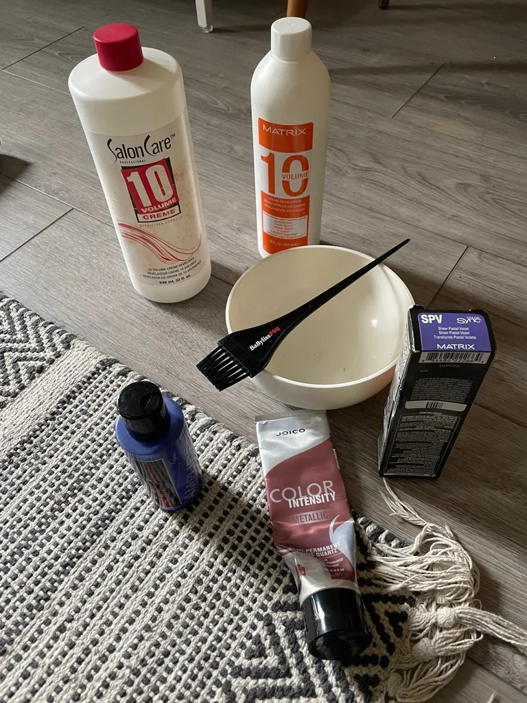 Hair Dye Supplies photo 1