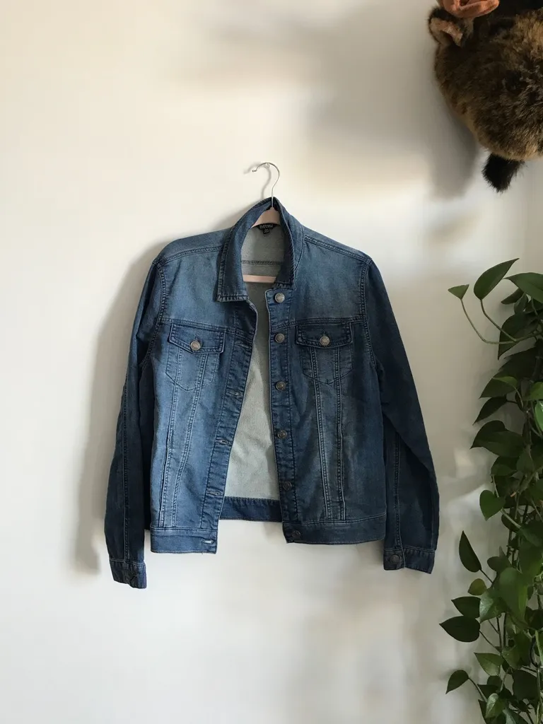 Jean Jacket photo 1