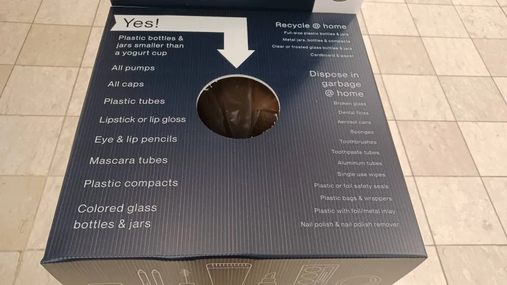 FYI makeup Container Recycling photo 1