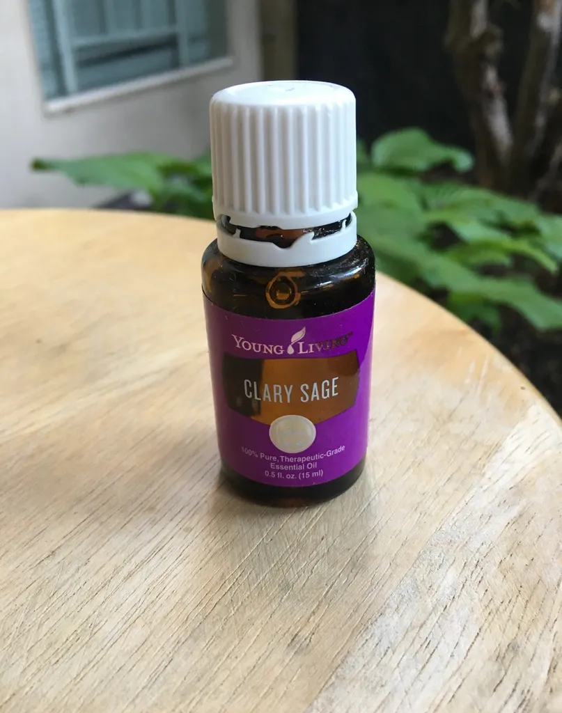 Clary Sage Essential Oil photo 1