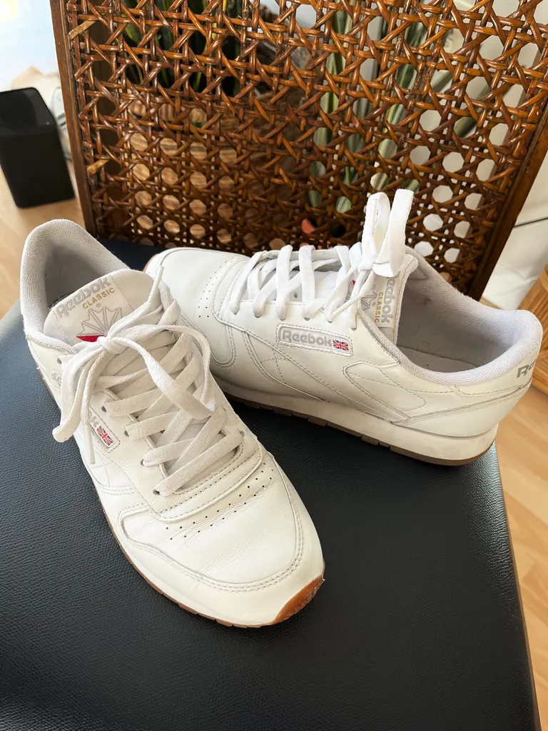 Size 9 Women’s Reebok Shoes photo 1