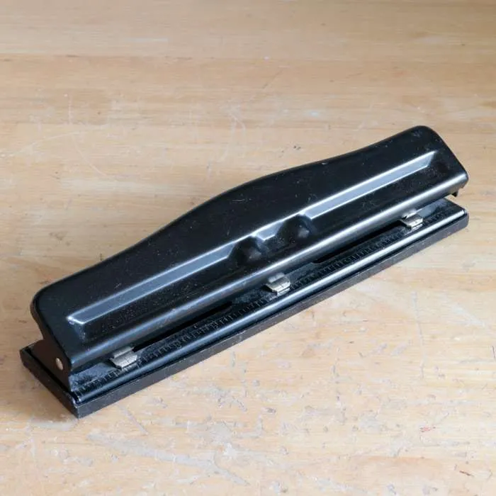 Three Hole Paper Punch photo 1