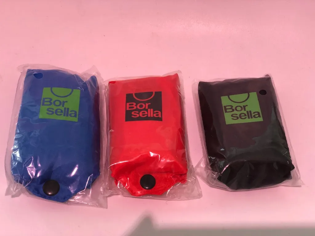 BNIP Foldable Reusable Bags photo 1