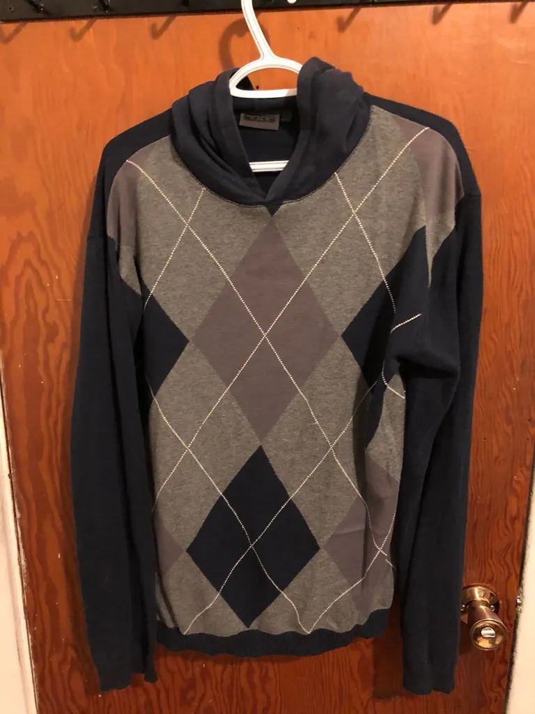 Men’s Plaid Sweater With Hood photo 1
