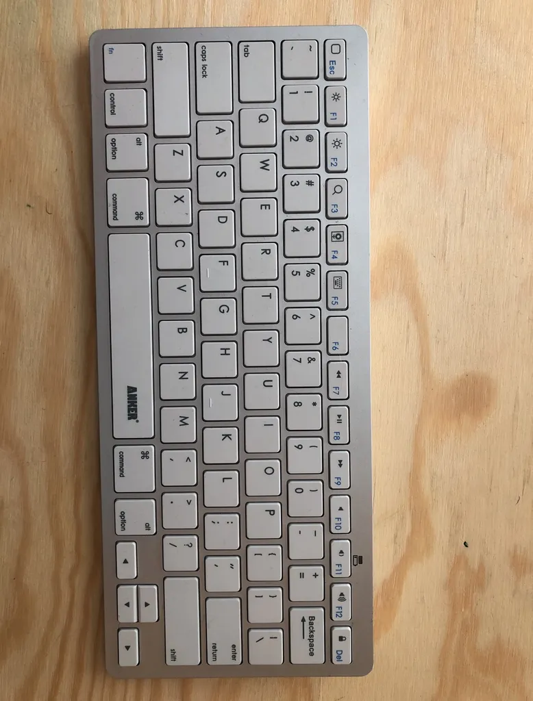 ♻️ Rebunz! Anker Wireless Keyboard photo 1