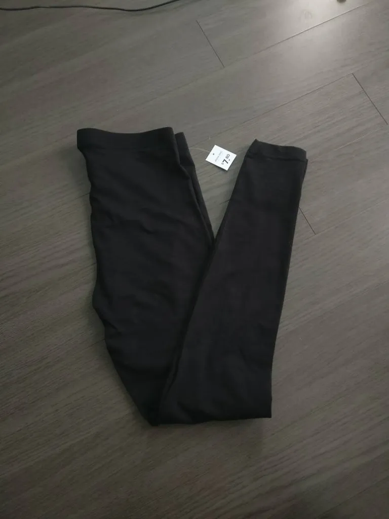 Pending BNWT Black Leggings Size S photo 1