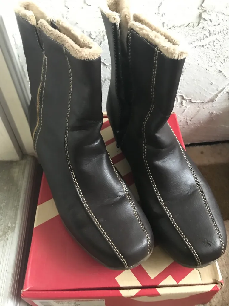 Sporto Ankle Boots photo 1