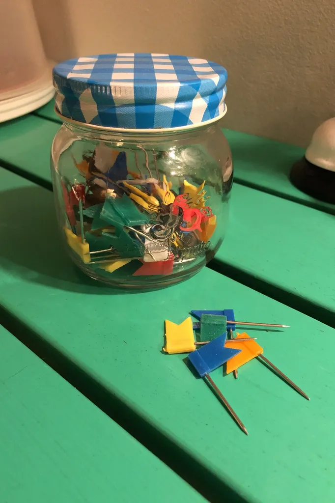 Little Flag Push Pins photo 1