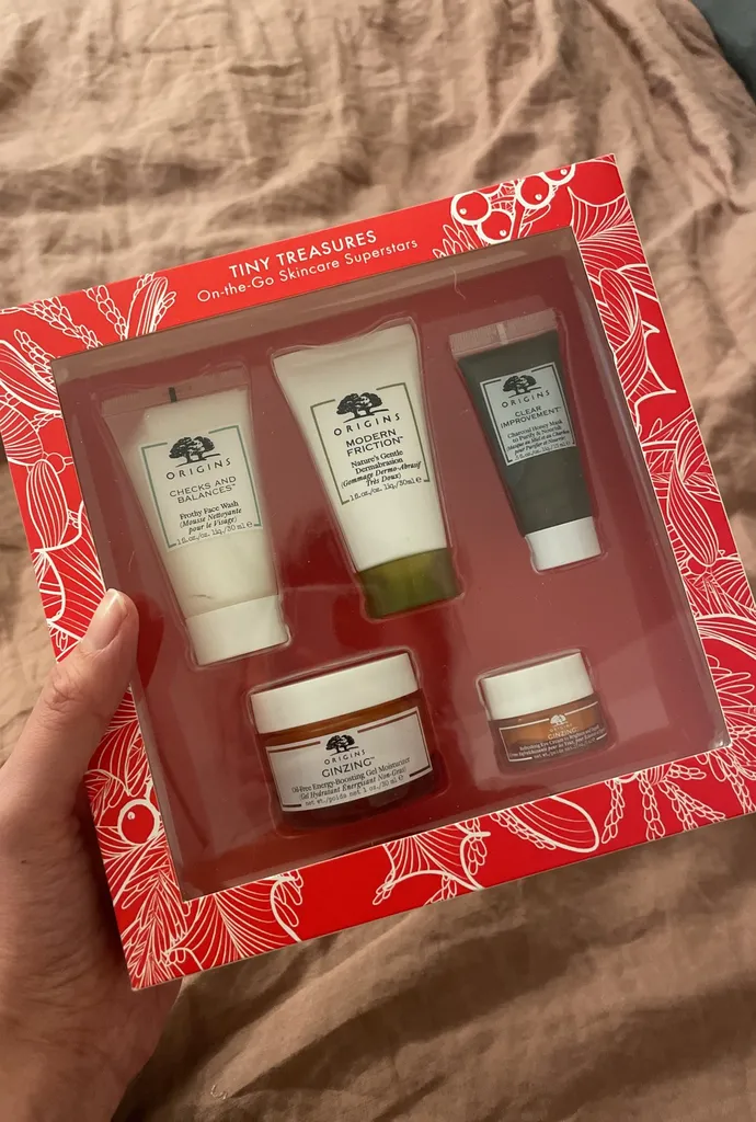 Origins Skincare Gift Set photo 1