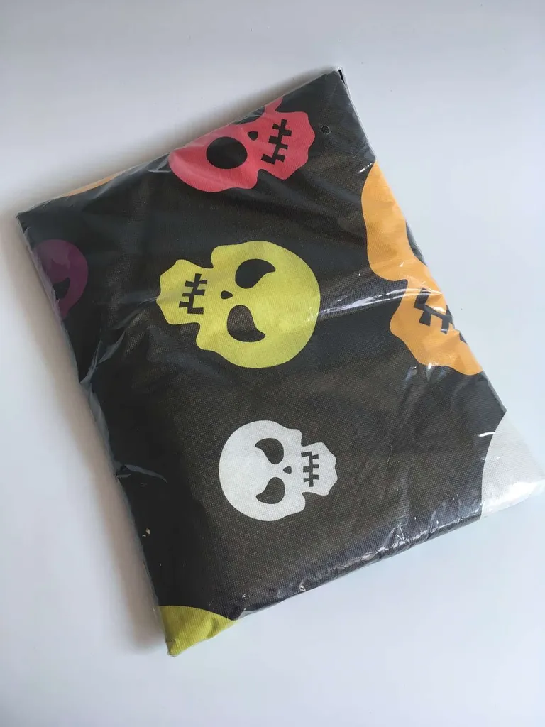 BNIP Tablecloth: Round 60"/152cm photo 1