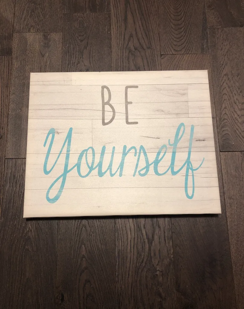 Be Yourself Canvas photo 1
