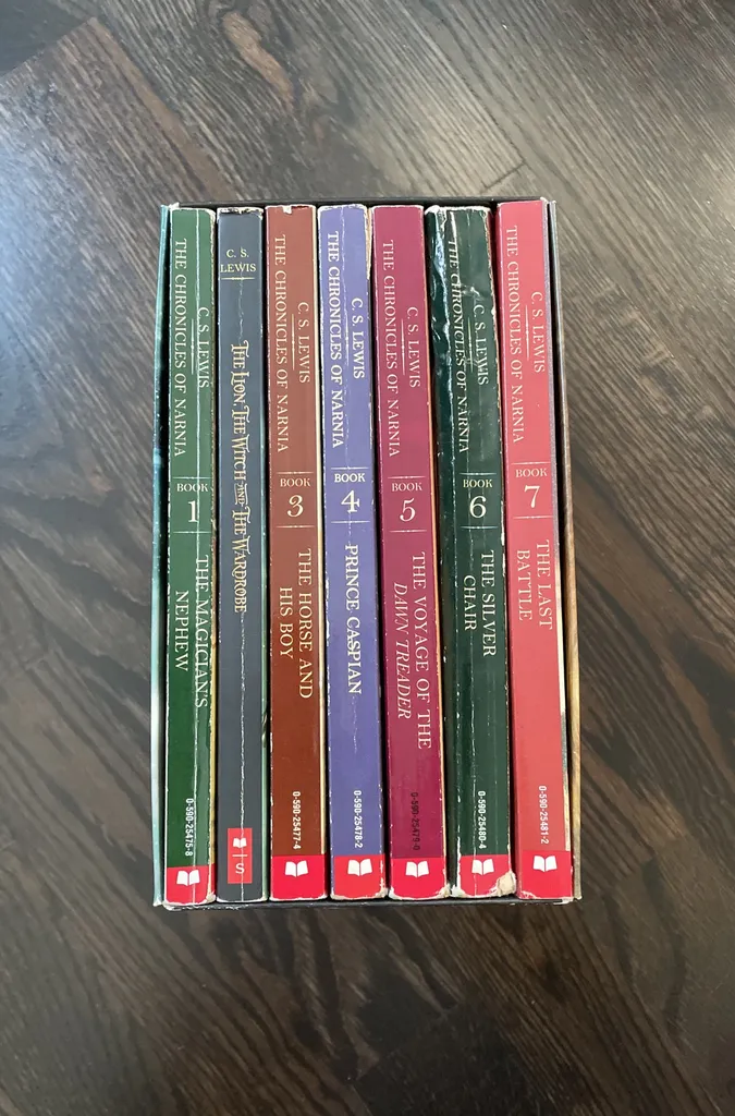 Chronicles Of Narnia Box Set C.S Lewis photo 1