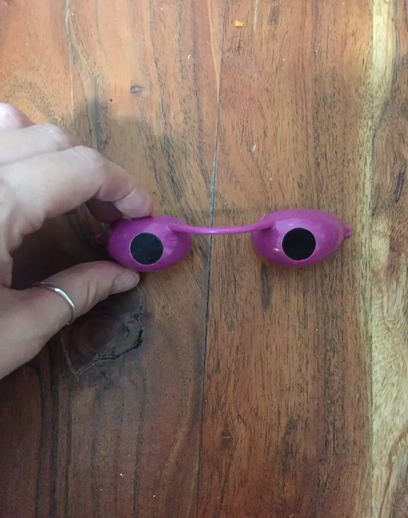 Eye Shades For Tanning photo 1