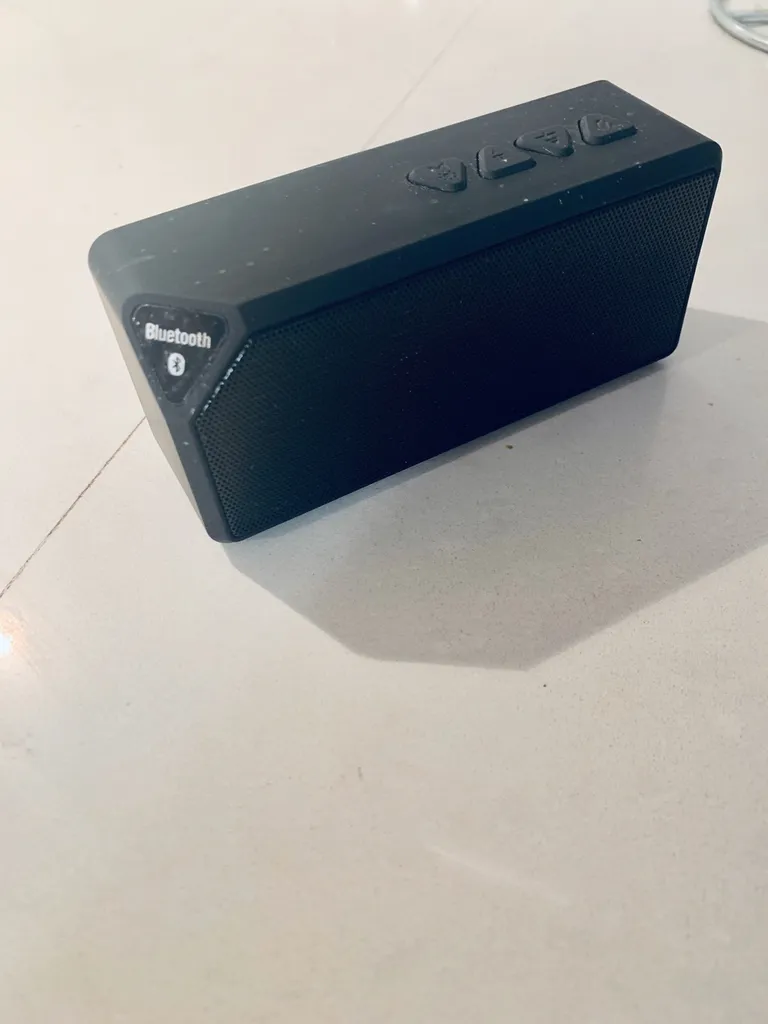 Wireless Bluetooth Speaker photo 1