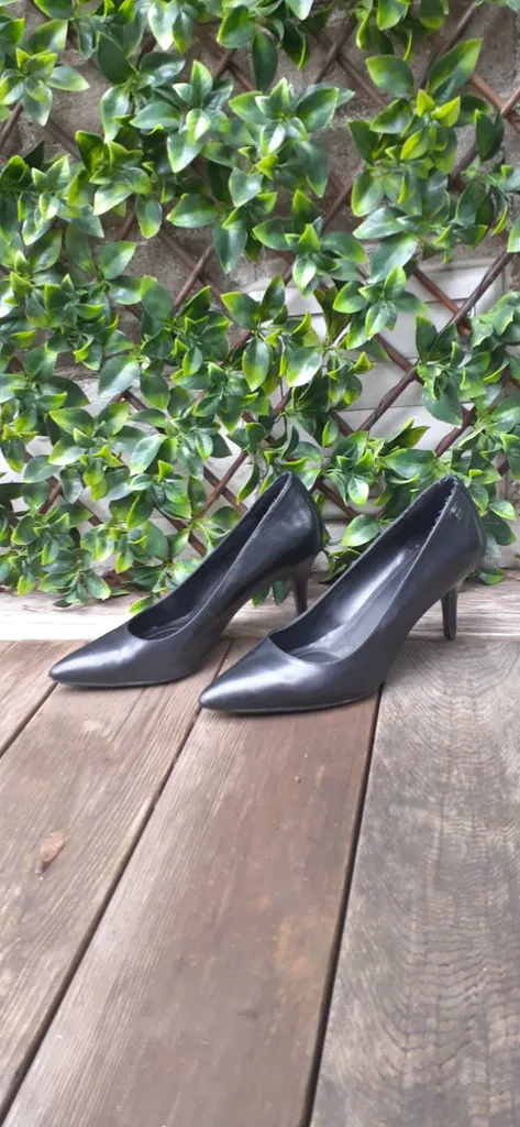 Calvin Klein Heels photo 1