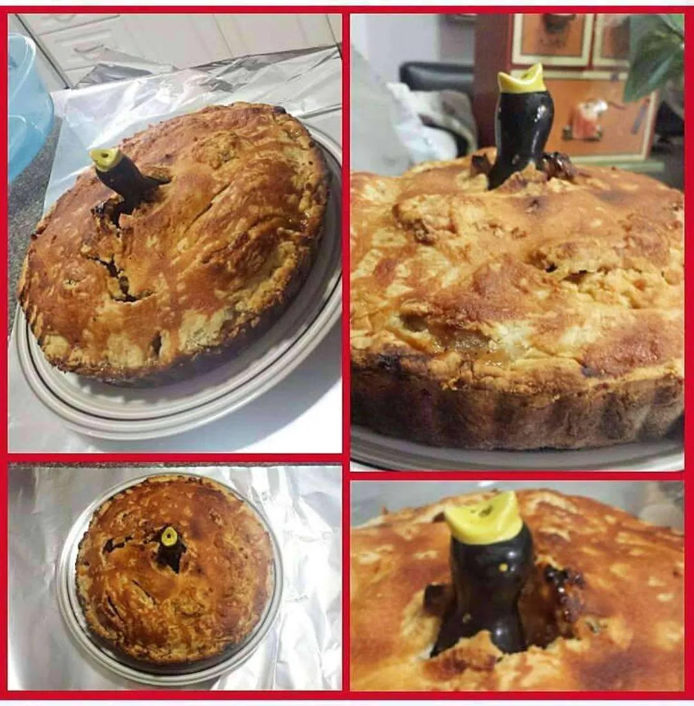 Delicious Apple Pie with apple-brandy infused crust photo 1