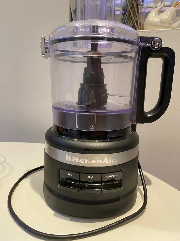 EUC KitchenAid 7 Cup Food Processor Black Matte photo 1