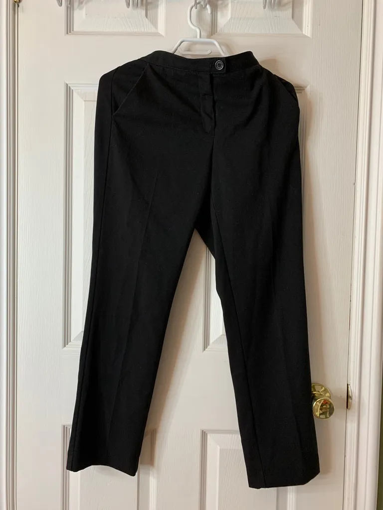 Black Pants photo 1